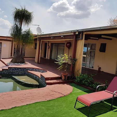 Ethen Guesthouse Polokwane Exterior foto