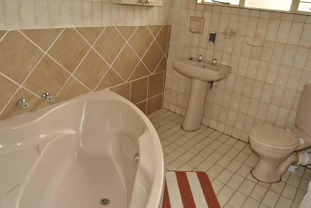 Ethen Guesthouse Polokwane Habitación foto